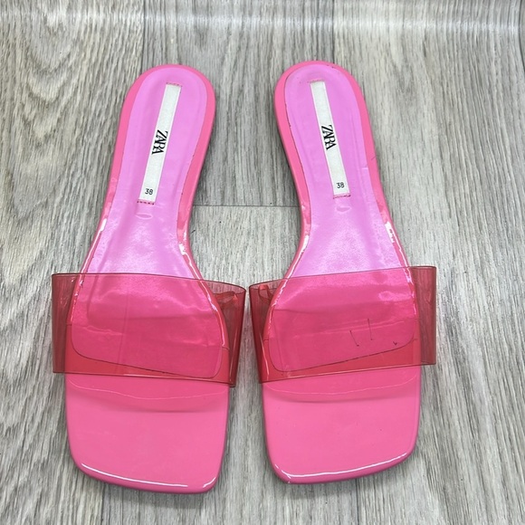 Zara pink vinyl flat sandals - Picture 2 of 9